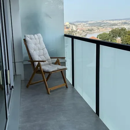 Na Outra Margem Apartment *