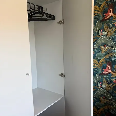 Na Outra Margem Apartment *